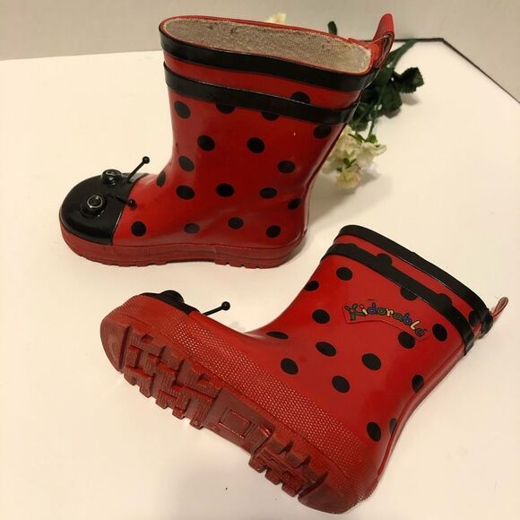 Kidorable Red Ladybug Rainboots - Picture 4 of 8